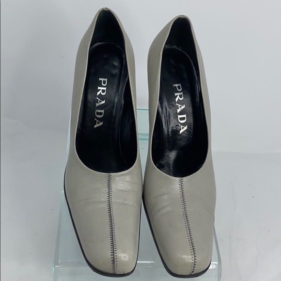 Prada Sz 38 Gray Leather Cuban Heel Pumps - Picture 6 of 15
